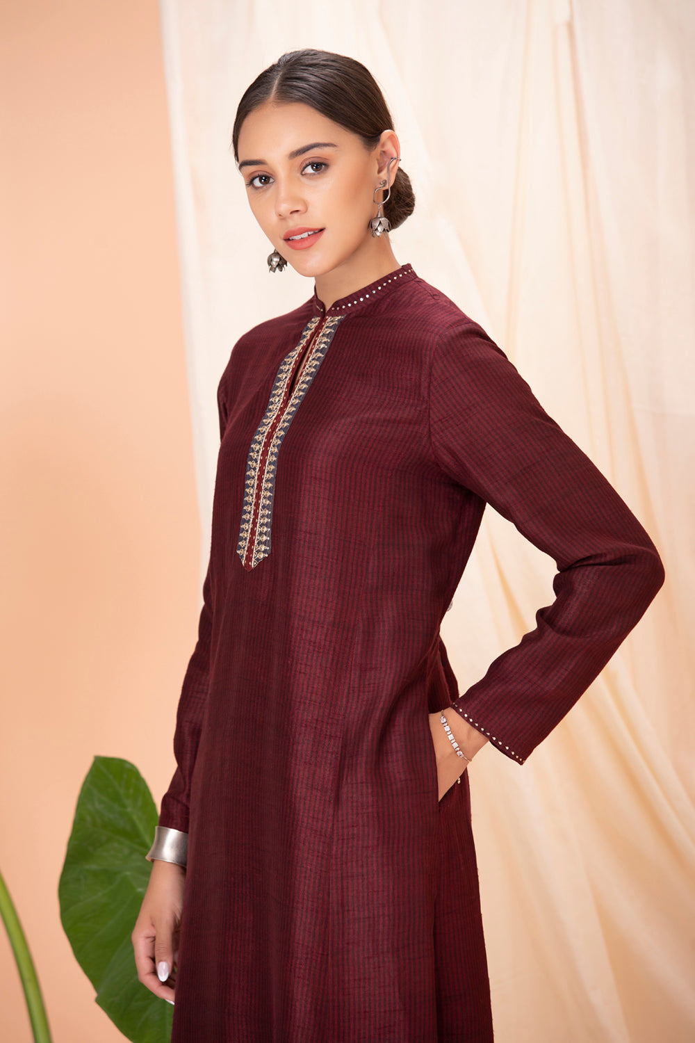 SMART LOOK SOFT RAYON KURTI WITH PALAZZO & BELL SLEEVES | Party wear  dresses, Simple pakistani dresses, Dress